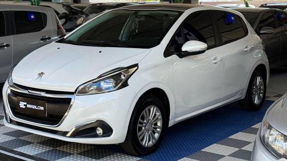 PEUGEOT 208 1.6 GRIFFE 16V FLEX 4P MANUAL